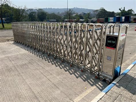 Retractable Gate - MS Automatic Retractable Gate Trader - Wholesaler ...
