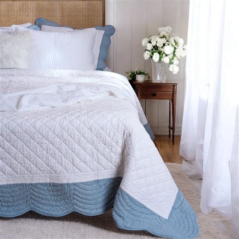 AMOUR - SCALLOPED QUILTED BED SET in white and duck egg cotton - sizes ...