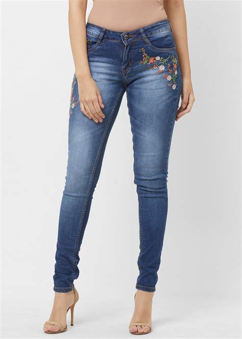 Get Floral Patch Detail Double Shaded Jeans at ₹ 805 | LBB Shop