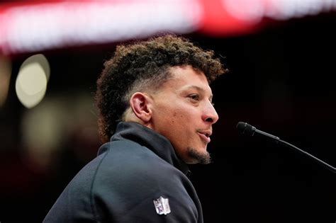 Patrick Mahomes tight-lipped about father’s arrest - masslive.com
