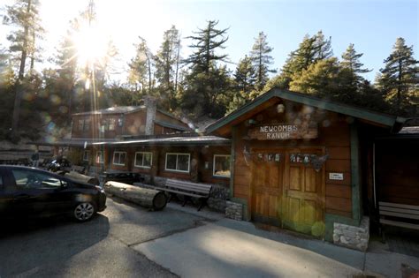 Partners pitch 'exclusive' club at California ski resort, spurring ...
