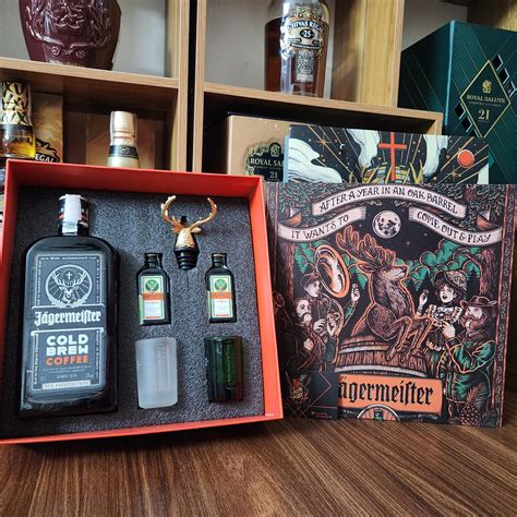 Hộp Rượu Jagermeister Cold Brew Coffee Hươu Đỏ - Rượu Ngoại Nhập Khẩu ...