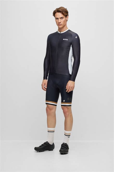 BOSS - BOSS x ASSOS body-mapped jersey top with branding - Black