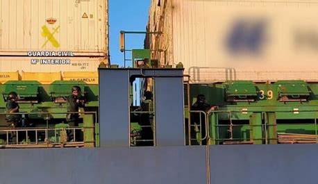 Spanish Police Stop Ship as Drug Cartel Attempts to Steal Cocaine Shipment