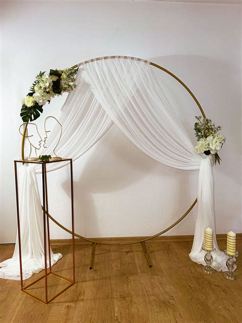 Round Wedding Arch