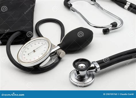 Manual Medical Blood Pressure Monitor and Stethoscope. Sphygmomanometer ...