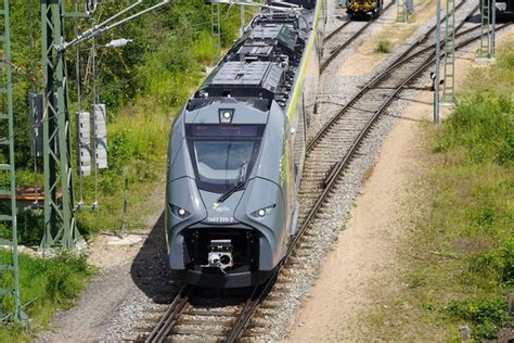 agilis stellt neue Bahn vor | charivari