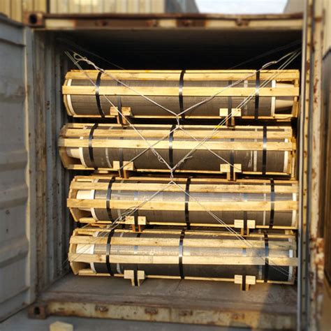 China Needle Coke UHP/HP/Np Grade Carbon Graphite Electrodes in ...