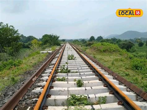 Beed Railway: बीडकरांची स्वप्नपूर्ती! अहिल्यानगर-बीड रेल्वे सुरू; थांबे ...
