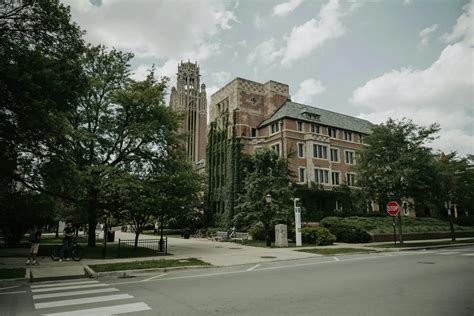 UChicago Motto: What It Means and Why It Matters | AdmissionSight