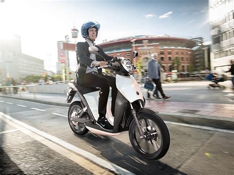 Torrot Muvi - Electric Scooter 2025 - 🇮🇳 India