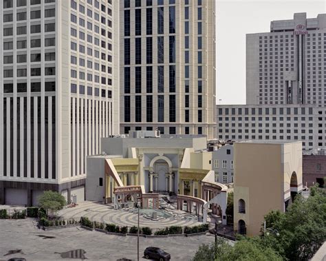 Charles Moore, LEONID FURMANSKY · Piazza d'Italia · Divisare