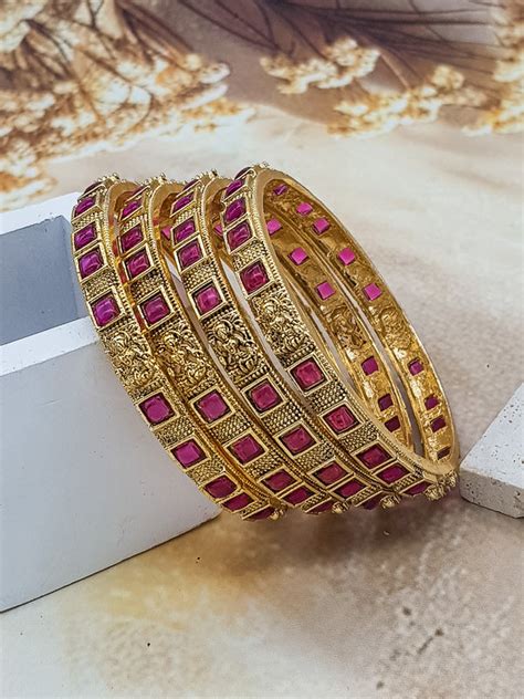 Gold Plated Set of 4 Bangles with Stones Studded – Griiham