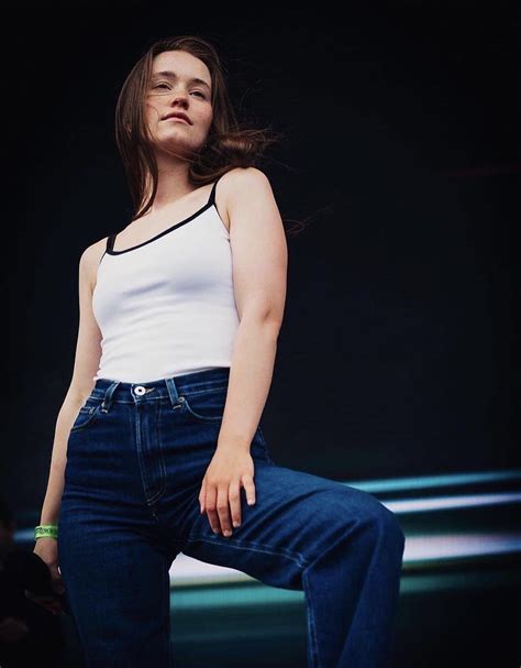 Sigrid on stage at the Lollapalooza 4 Day music festival. August 2022. : r/SigridPictureGroup