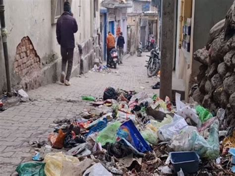 Sweepers' strike cause hygiene havoc in Jammu-Kashmir's Doda