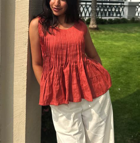 Clay Sunset Pleated Top – SHIRA DESIGNS