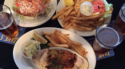 THREE COD TAVERN, Marblehead - Restaurant Reviews, Phone Number ...