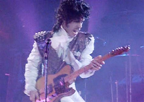 Prince-Alexander Moody Minimalist HD Vector Wallpaper HD HD HD Product Wallpaper HD HD Recipe
