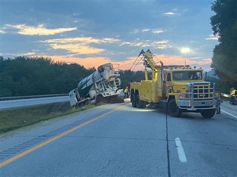 Cement Truck Rollover Closes Interstate 93 | NH State Police