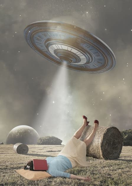 Alien Collage 的图像结果