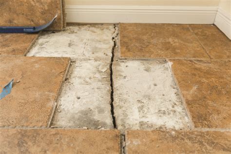 How Do Concrete Slab Cracks Cause Foundation Damage? | Baird Foundation ...