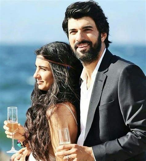 The Best TV Couple!! Tuba Buyukustun as Elif and Engin Akyürek as Ömer ...