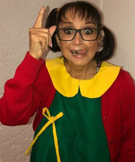 'La Chilindrina' sorprende con su figura tras posar en bikini a sus 70 ...