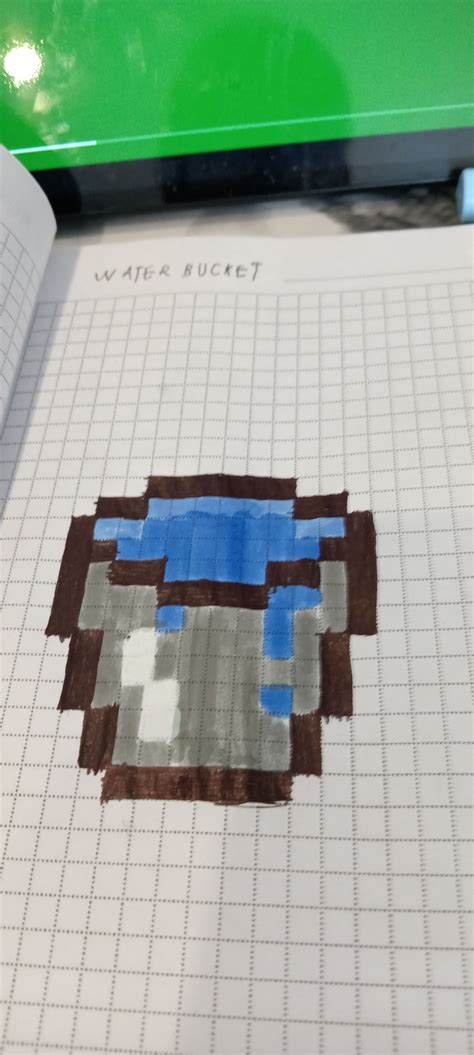 Minecraft Water Bucket Hama Bead Pattern | Minecraft pixel art, Easy ...