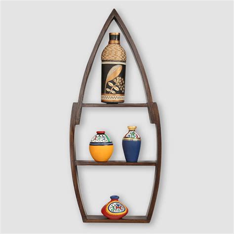 ExclusiveLane Wooden Wall Shelf with Handpainted Terracotta Vase & Pots ...