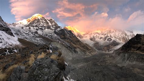 Himalayas turning it on for sunrise - Annapurna Mountain Range, Nepal ...