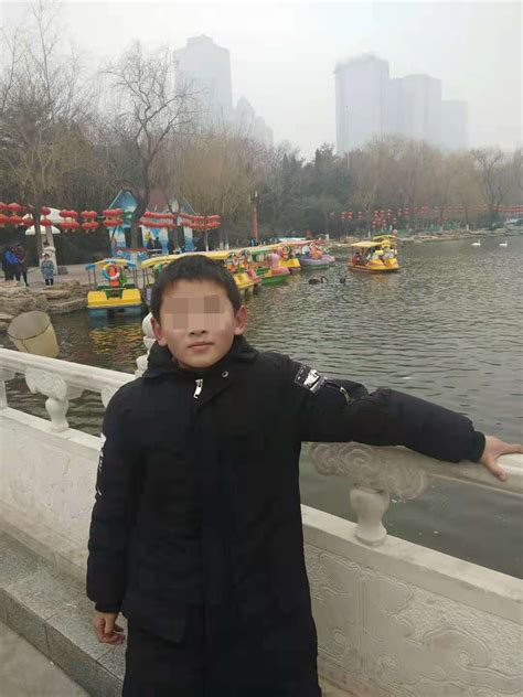 商水13岁男孩凌晨外出溺亡，家长称孩子出事前被老师要求“自扇耳光”-中华网河南