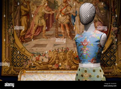 Exhibition "Louvre Couture, Art and fashion, statement pieces" at the ...