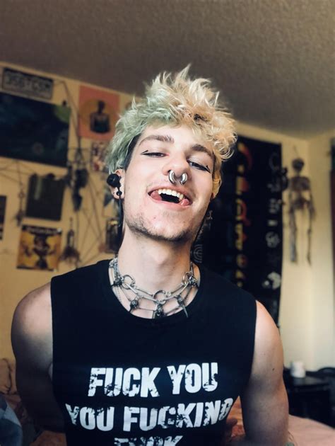 Aha I’m a snake now!! 🐍 : r/bodymods