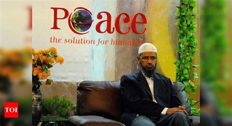 Trouble for Zakir Naik, court issues non-bailable warrant against ...