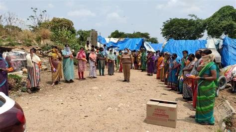 Bengaluru Police distributes sanitary pads to nearly 30,000 women ...