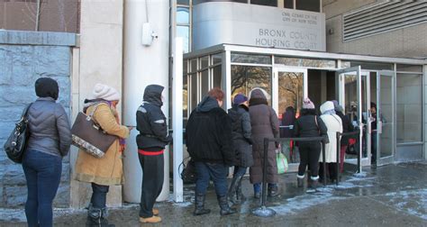 Tenants Try to Navigate the Bronx Housing Court Maze - NY City Lens