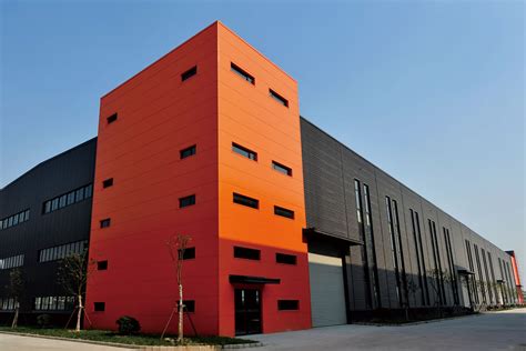 Open Front Building 的图像结果