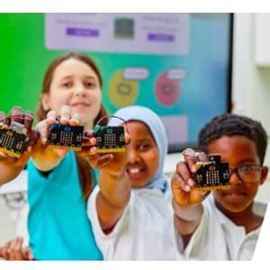 STEM Education BBC Micro:bit V2 Go Pocket-Sized Codeable Computer Kit ...