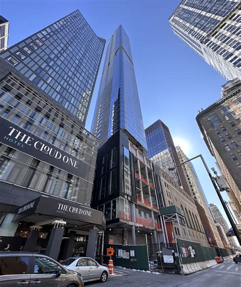 The Greenwich by Rafael Viñoly’s Façade Installation Wraps Up At 125 ...