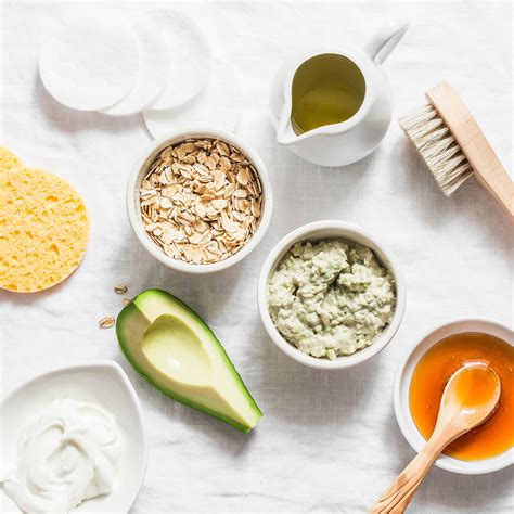 4 Natural Homemade Face Mask Recipes | SuperKos