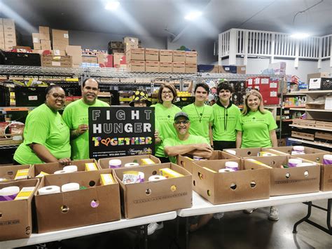 Church Eleven32’s Love Our City Day | Amazing Grace Food Pantry