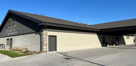 Tour Our Facilities | Carpenter Breland Funeral Home & Monuments