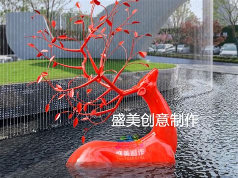 卡通松鼠玻璃钢动物雕塑_玻璃钢雕塑 - 深圳市巧工坊工艺饰品有限公司