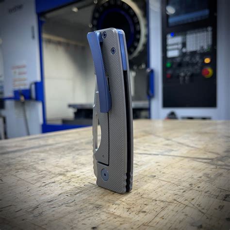 Roosevelt XL - Vanax Blade, Angled Milling, Blue Accents – OZ Machine ...