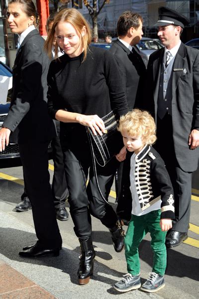 Stella McCartney: mari, fortune, taille, tatouage, origine 2026 - Taddlr