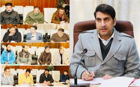 DC Srinagar reviews implementation of Revamped Distribution Sector Scheme