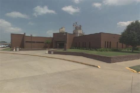 Carter County Jail in Ardmore Oklahoma - public esquireempire.com