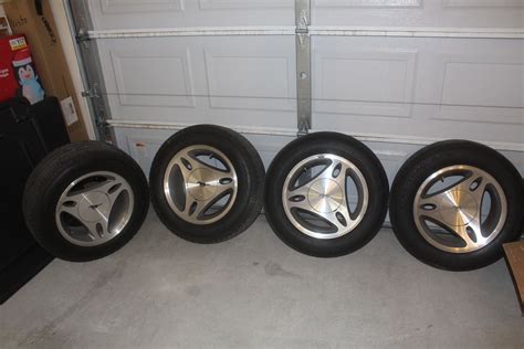 15” mustang rims for Sale in El Paso, TX - OfferUp