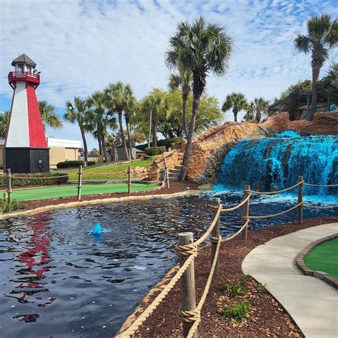 SHIPWRECK ISLAND MINIATURE GOLF - All You Need to Know BEFORE You Go ...