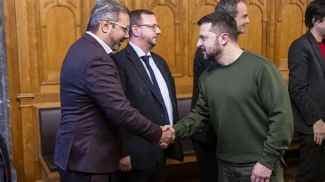 Swiss politicians concerned by Ukraine peace conference - SWI swissinfo.ch